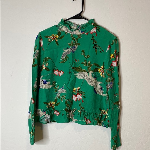 Elegant Green Floral Women's Blouse - Picture 1 of 4